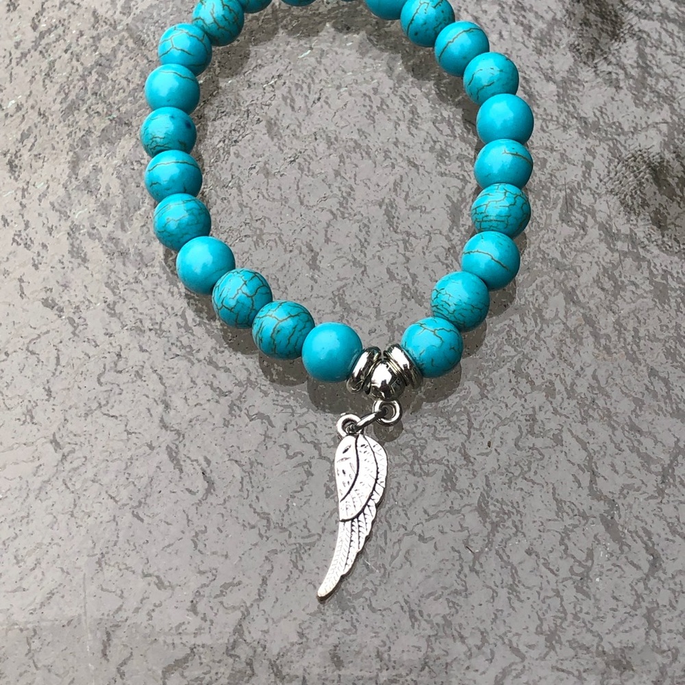 😇Turquoise elastic angel wing charm bracelet